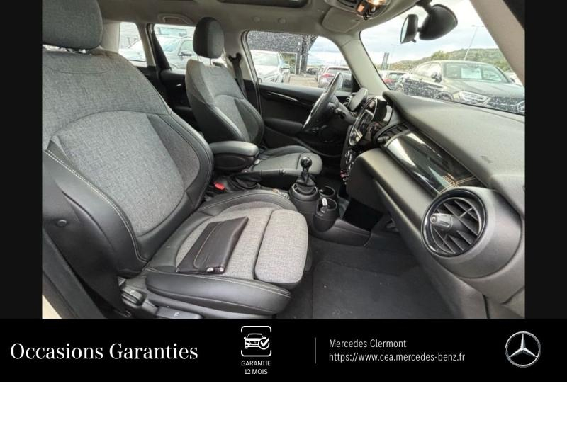 group.seo.links.detann.title Photo 12 de l’annonce de MINI Mini 5 Portes d’occasion à vendre à AUBIÈRE