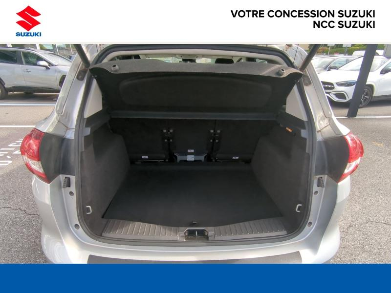 group.seo.links.detann.title Photo 18 de l’annonce de FORD Grand C-MAX d’occasion à vendre à BELLERIVE-SUR-ALLIER