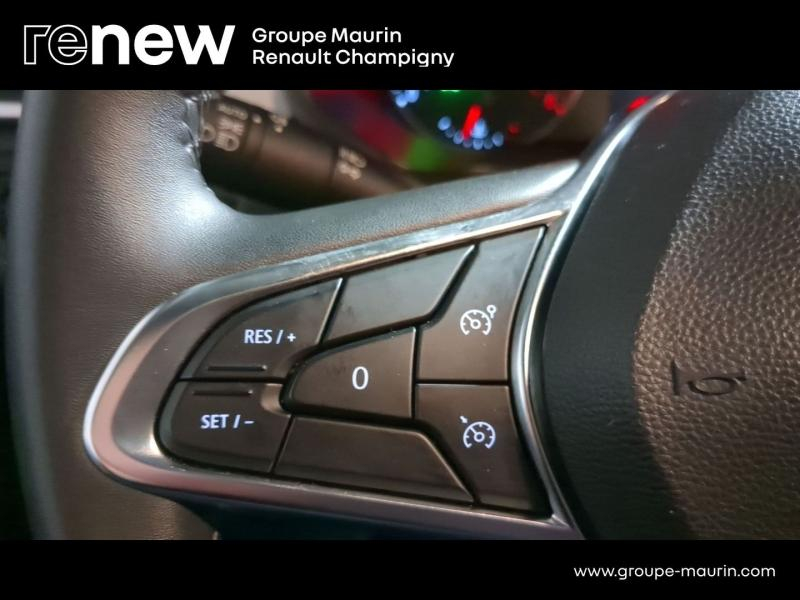 Photo 20 de l’annonce de RENAULT Captur d’occasion à vendre à CHENNEVIÈRES-SUR-MARNE