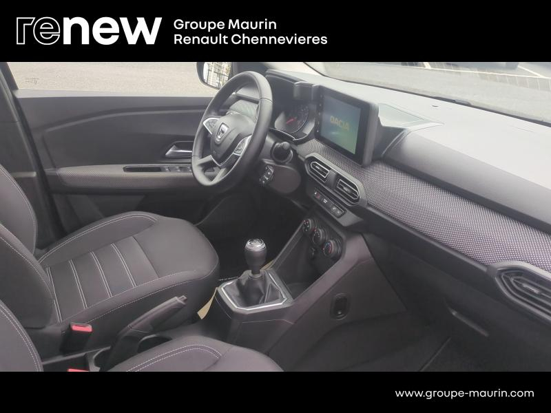 Photo 9 de l’annonce de DACIA Sandero d’occasion à vendre à CHENNEVIÈRES-SUR-MARNE