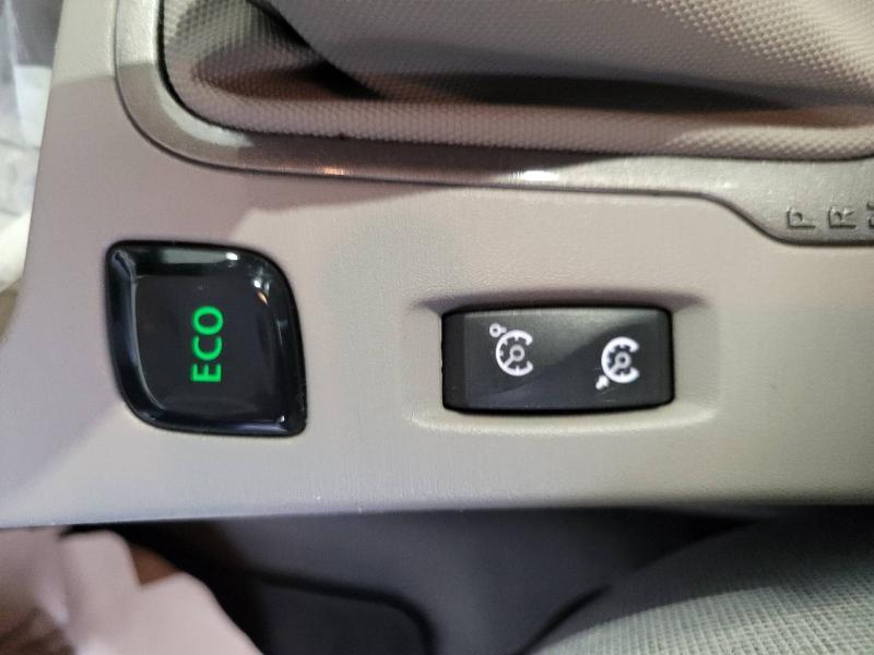 Photo 13 de l’annonce de RENAULT Zoe d’occasion à vendre à CHENNEVIÈRES-SUR-MARNE