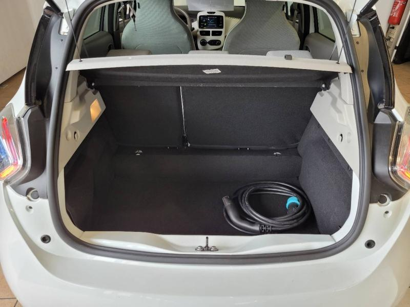 Photo 14 de l’annonce de RENAULT Zoe d’occasion à vendre à CHENNEVIÈRES-SUR-MARNE
