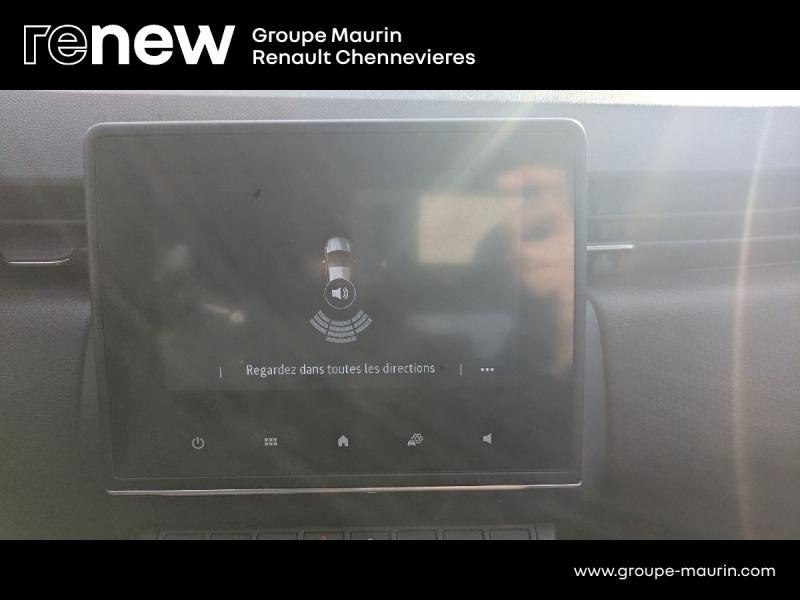 Photo 19 de l’annonce de RENAULT Clio d’occasion à vendre à CHENNEVIÈRES-SUR-MARNE