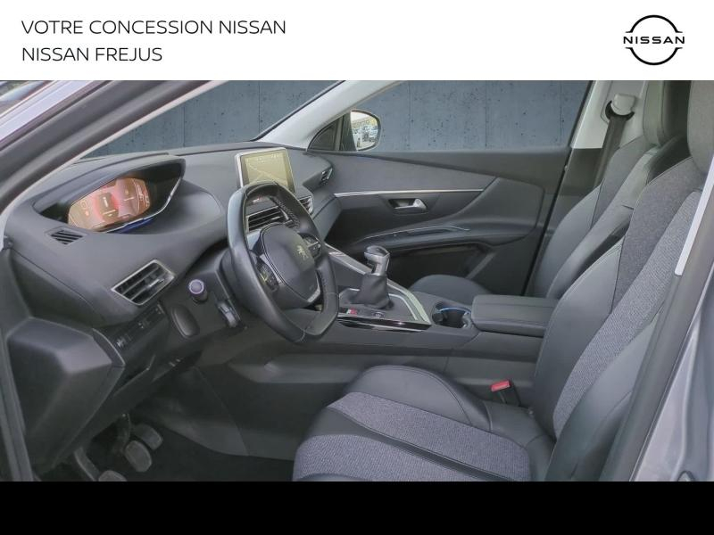 Photo 5 de l’annonce de PEUGEOT 3008 d’occasion à vendre à FRÉJUS