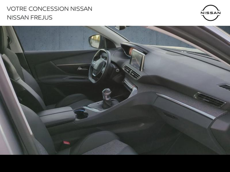 Photo 18 de l’annonce de PEUGEOT 3008 d’occasion à vendre à FRÉJUS