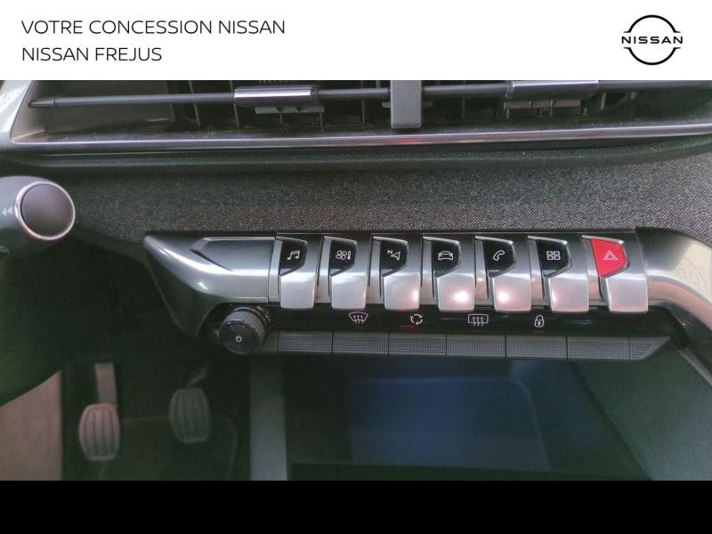 Photo 19 de l’annonce de PEUGEOT 3008 d’occasion à vendre à FRÉJUS