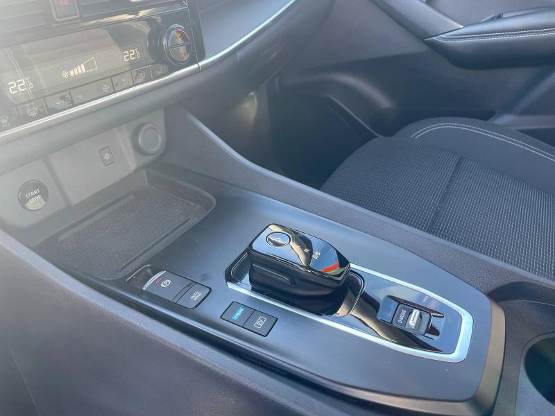 Photo 16 de l’annonce de NISSAN Qashqai d’occasion à vendre à GRENOBLE