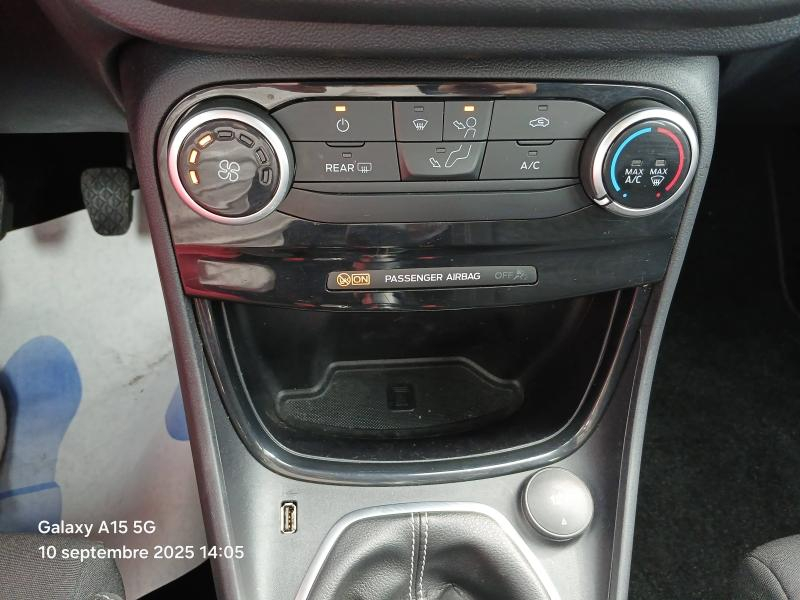 group.seo.links.detann.title Photo 9 de l’annonce de FORD Puma d’occasion à vendre à NÎMES