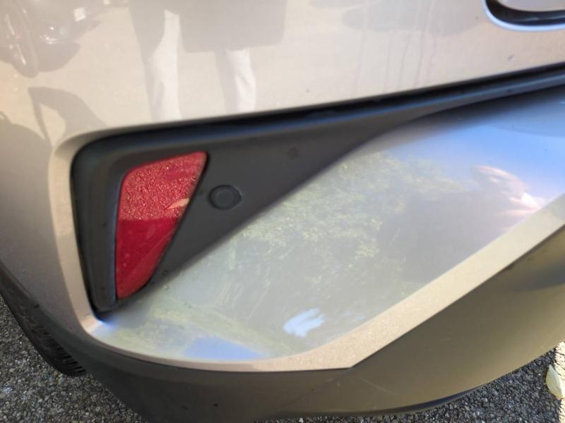 group.seo.links.detann.title Photo 19 de l’annonce de TOYOTA C-HR d’occasion à vendre à NÎMES