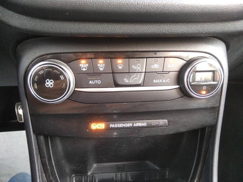 group.seo.links.detann.title Photo 8 de l’annonce de FORD Puma d’occasion à vendre à NÎMES