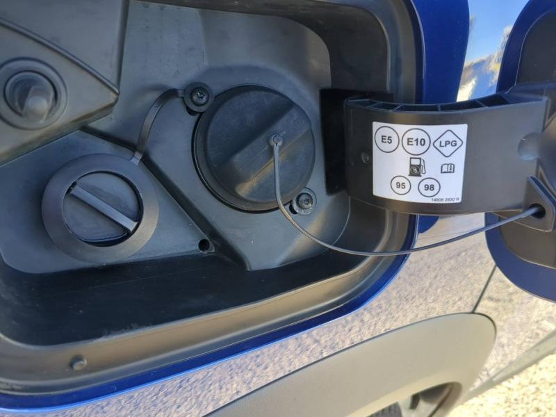 Photo 7 de l’annonce de RENAULT Captur d’occasion à vendre à ARLES