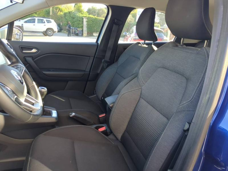 Photo 13 de l’annonce de RENAULT Captur d’occasion à vendre à ARLES