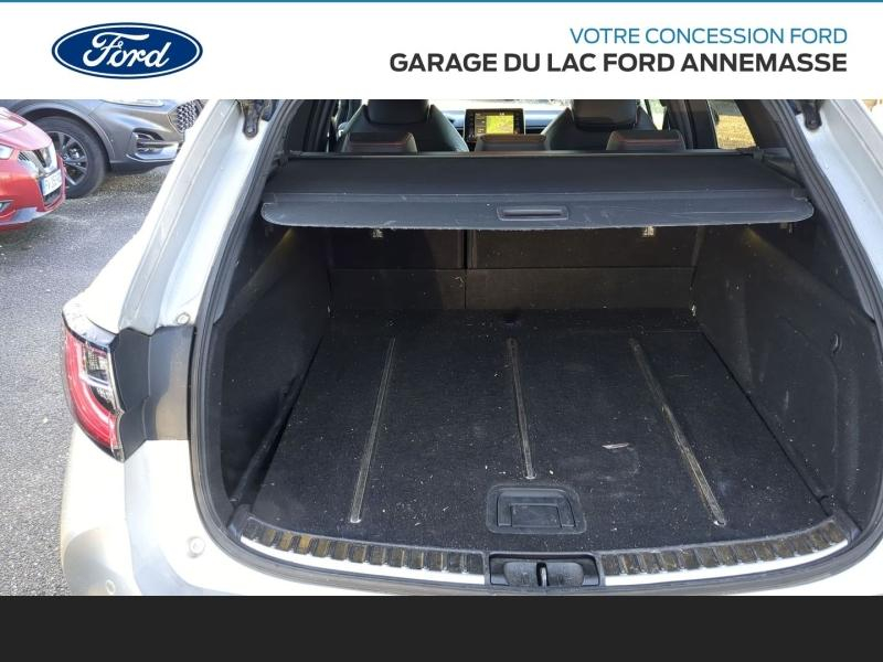 Photo 12 de l’annonce de TOYOTA Corolla Touring Spt d’occasion à vendre à ANNEMASSE