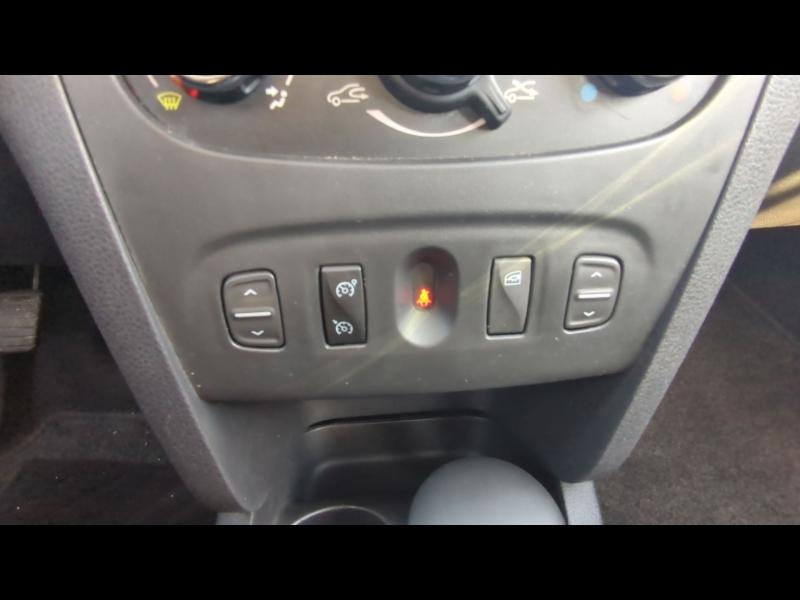 group.seo.links.detann.title Photo 12 de l’annonce de DACIA Sandero d’occasion à vendre à CHAMBERY