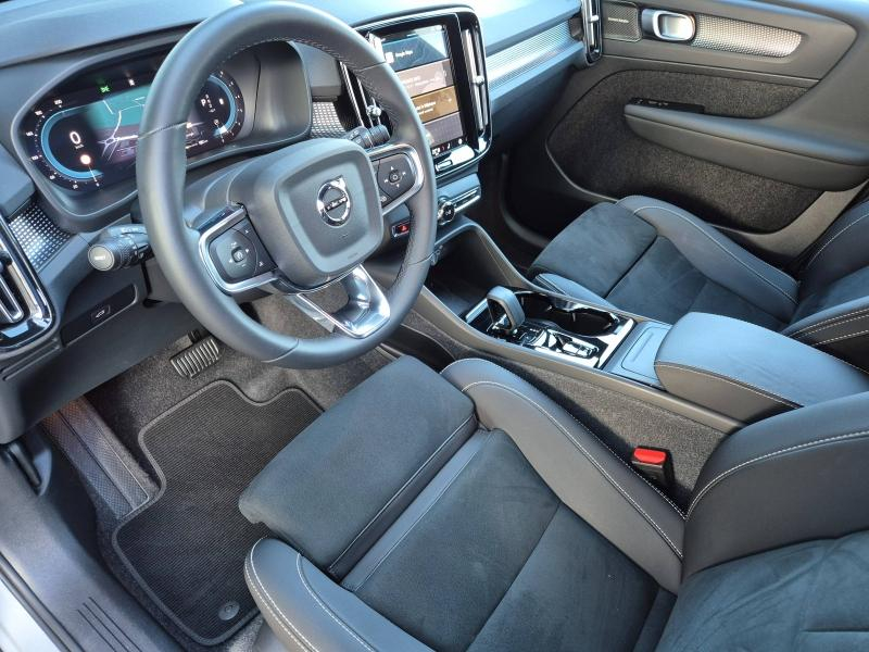 Photo 5 de l’annonce de VOLVO XC40 d’occasion à vendre à AVIGNON