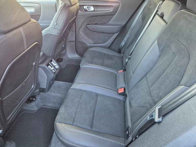 Photo 6 de l’annonce de VOLVO XC40 d’occasion à vendre à AVIGNON