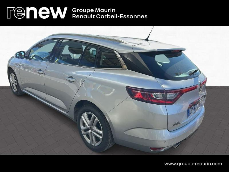 group.seo.links.detann.title Photo 5 de l’annonce de RENAULT Megane Estate d’occasion à vendre à CORBEIL-ESSONNES