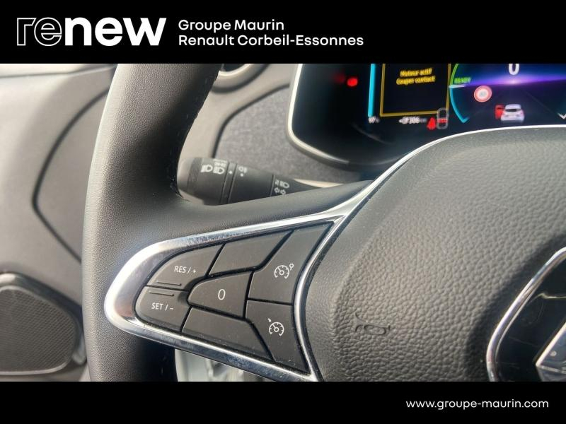 Photo 15 de l’annonce de RENAULT Zoe d’occasion à vendre à CORBEIL-ESSONNES