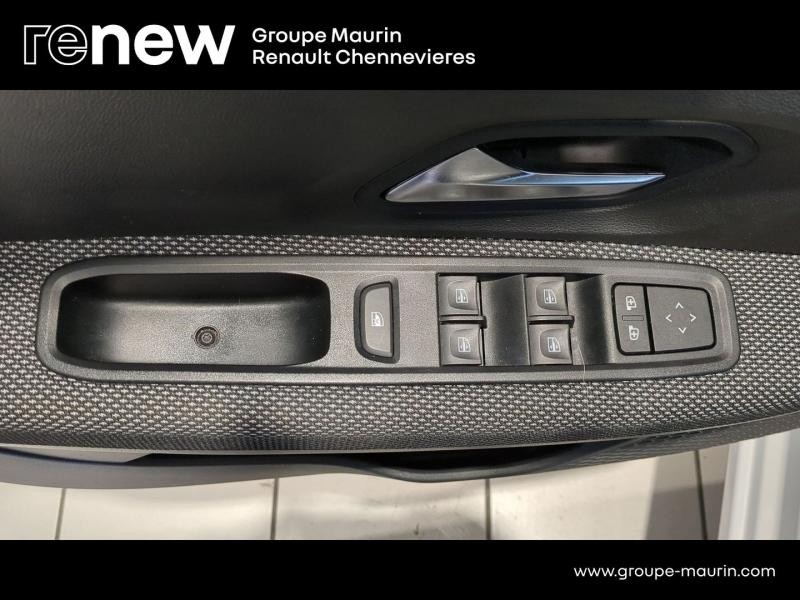 Photo 17 de l’annonce de DACIA Sandero d’occasion à vendre à CHENNEVIÈRES-SUR-MARNE