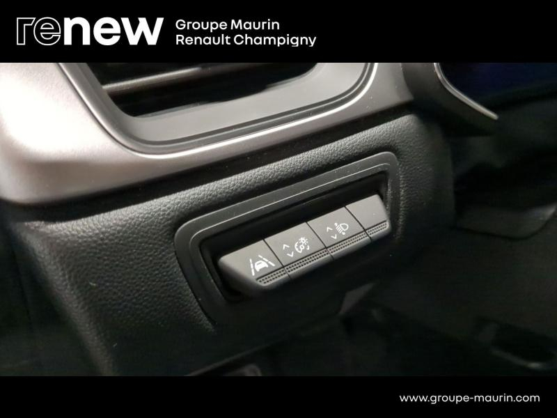 Photo 17 de l’annonce de RENAULT Captur d’occasion à vendre à CHAMPIGNY-SUR-MARNE