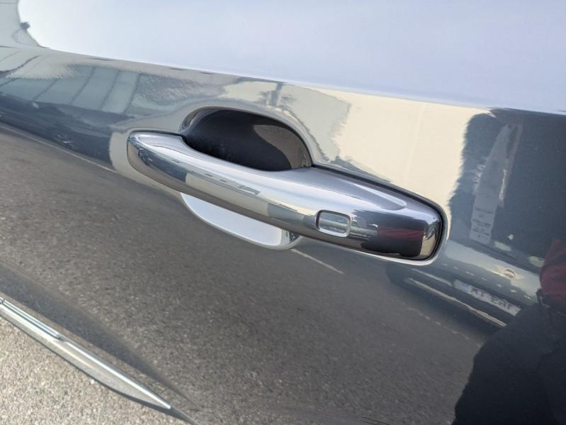 Photo 8 de l’annonce de VOLVO XC60 d’occasion à vendre à AIX-EN-PROVENCE