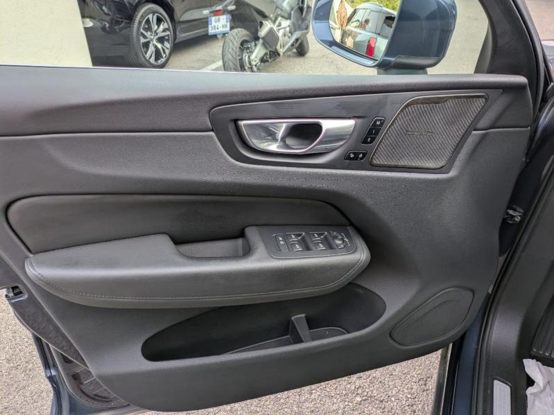 Photo 10 de l’annonce de VOLVO XC60 d’occasion à vendre à AIX-EN-PROVENCE