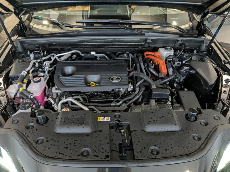 Photo 19 de l’annonce de LEXUS NX d’occasion à vendre à AUBIÈRE