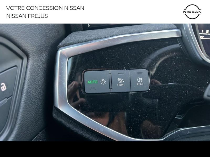 Photo 18 de l’annonce de AUDI RS Q3 d’occasion à vendre à FRÉJUS