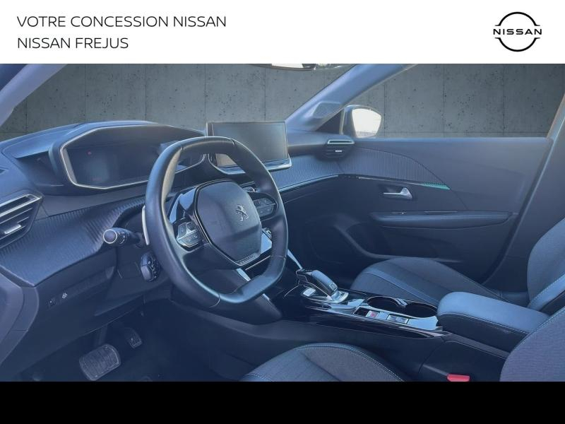 group.seo.links.detann.title Photo 10 de l’annonce de PEUGEOT 208 d’occasion à vendre à FRÉJUS