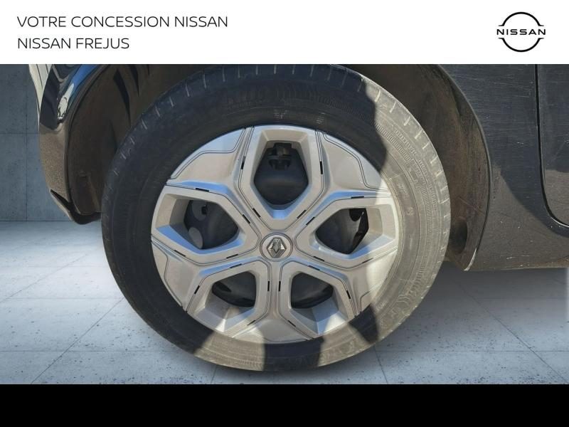 group.seo.links.detann.title Photo 11 de l’annonce de RENAULT Twingo d’occasion à vendre à FRÉJUS