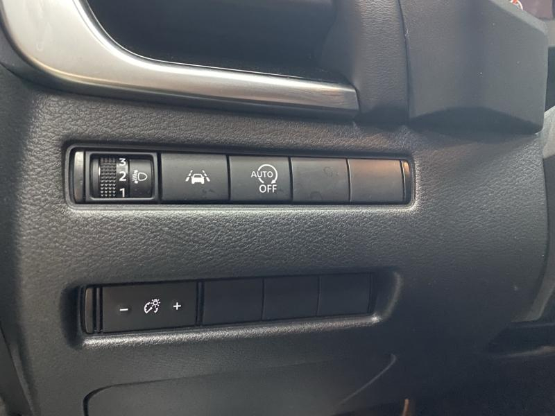 Photo 19 de l’annonce de NISSAN Qashqai d’occasion à vendre à PAYS DE GEX