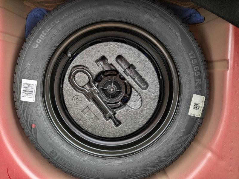 Photo 6 de l’annonce de FORD Fiesta d’occasion à vendre à FRÉJUS