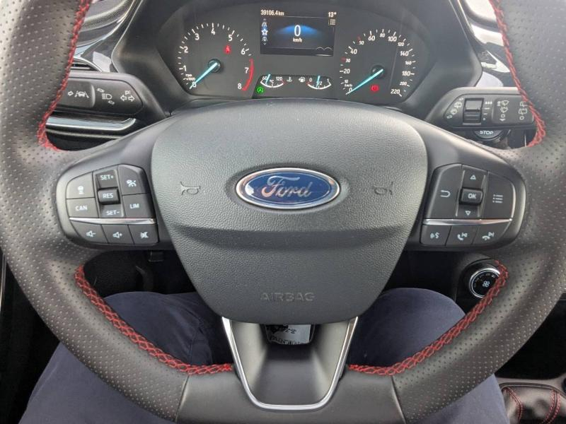 Photo 15 de l’annonce de FORD Fiesta d’occasion à vendre à FRÉJUS