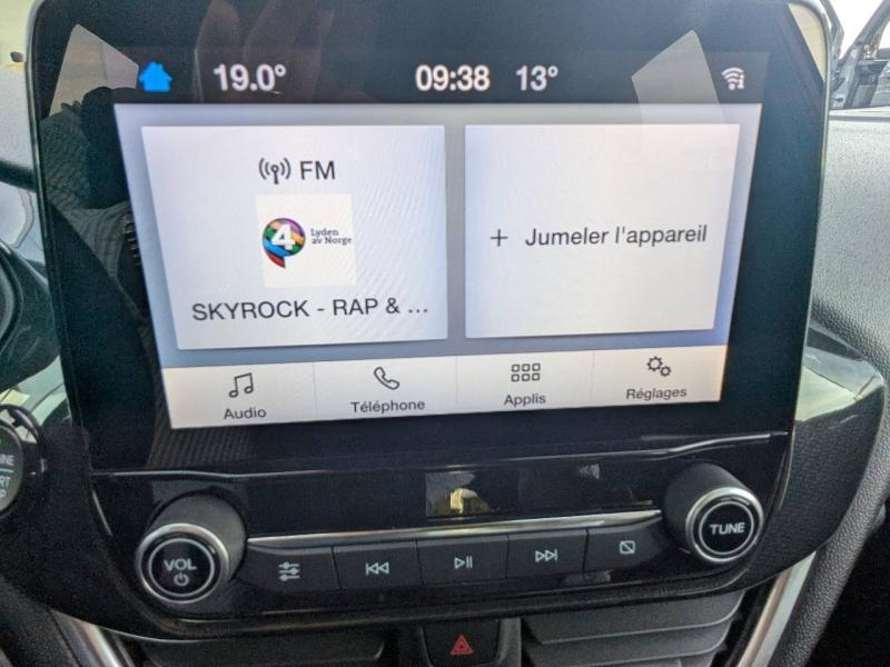 Photo 16 de l’annonce de FORD Fiesta d’occasion à vendre à FRÉJUS