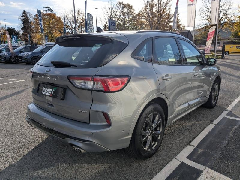 Photo 5 de l’annonce de FORD Kuga d’occasion à vendre à DRAGUIGNAN