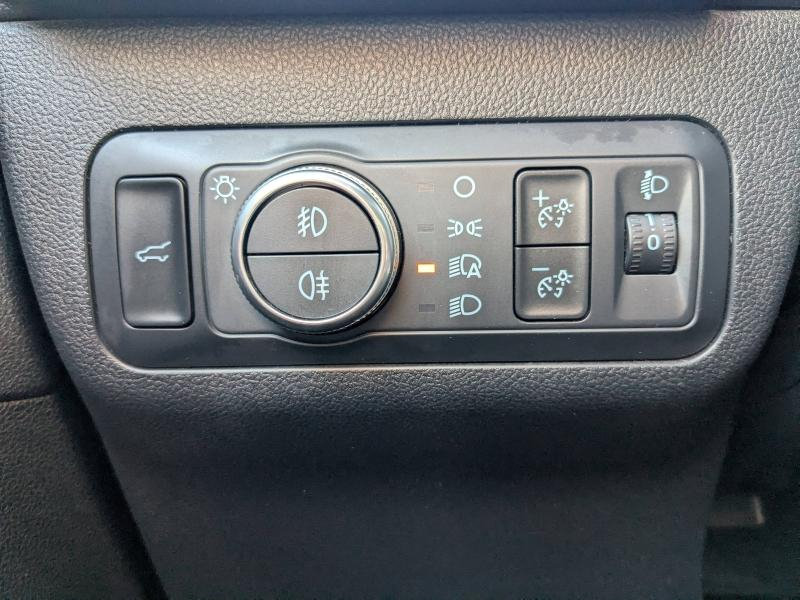 Photo 17 de l’annonce de FORD Kuga d’occasion à vendre à DRAGUIGNAN