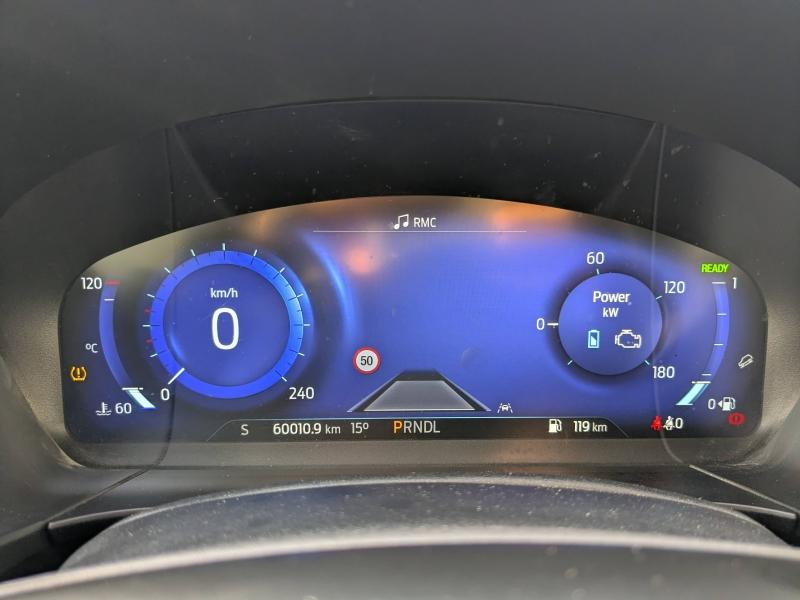 Photo 18 de l’annonce de FORD Kuga d’occasion à vendre à DRAGUIGNAN