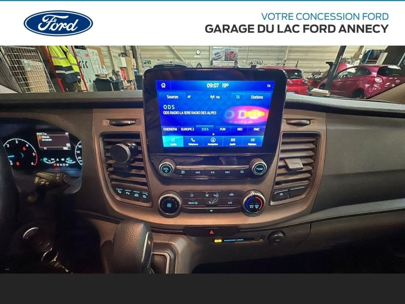 group.seo.links.detann.title Photo 7 de l’annonce de FORD Tourneo Custom d’occasion à vendre à ANNECY