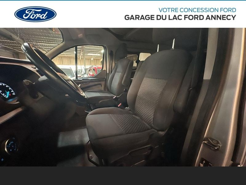 group.seo.links.detann.title Photo 11 de l’annonce de FORD Tourneo Custom d’occasion à vendre à ANNECY