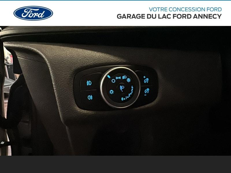 group.seo.links.detann.title Photo 13 de l’annonce de FORD Tourneo Custom d’occasion à vendre à ANNECY