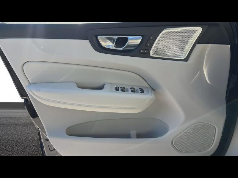 Photo 19 de l’annonce de VOLVO XC60 d’occasion à vendre à TOULON