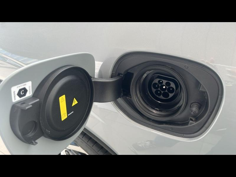 Photo 9 de l’annonce de VOLVO XC60 d’occasion à vendre à TOULON