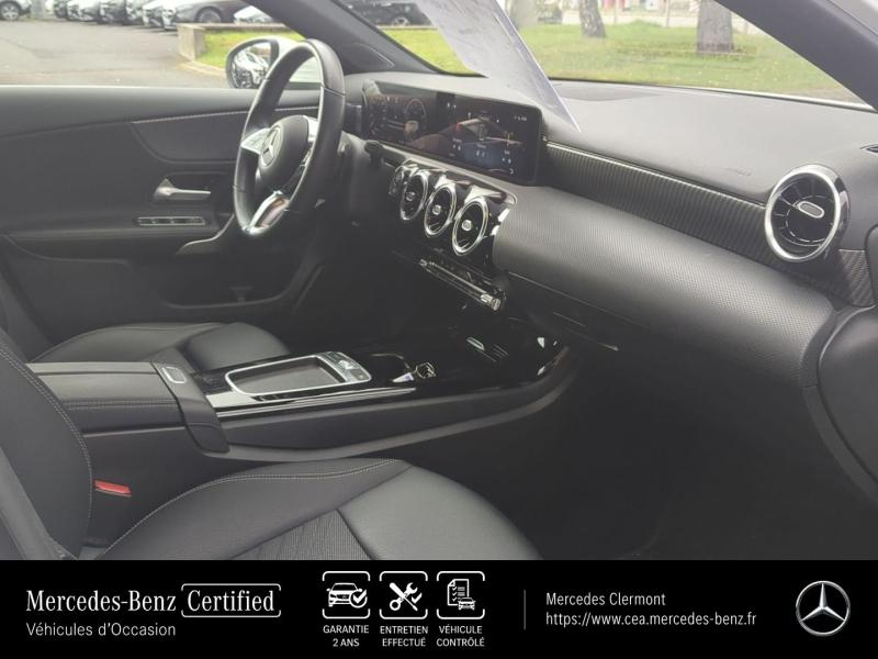 Photo 12 de l’annonce de MERCEDES-BENZ Classe A d’occasion à vendre à AUBIÈRE