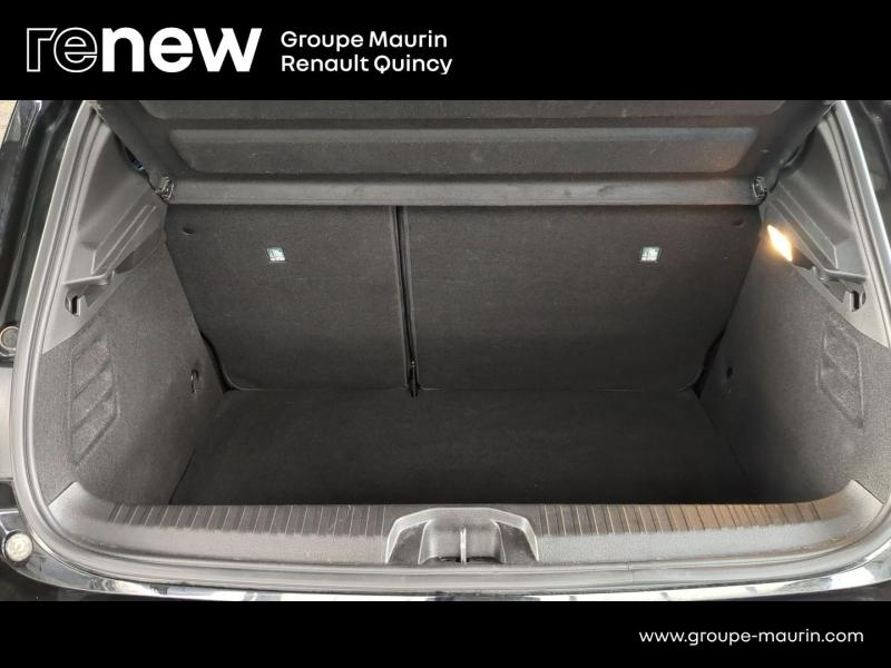 Photo 8 de l’annonce de RENAULT Clio d’occasion à vendre à QUINCY-SOUS-SÉNART