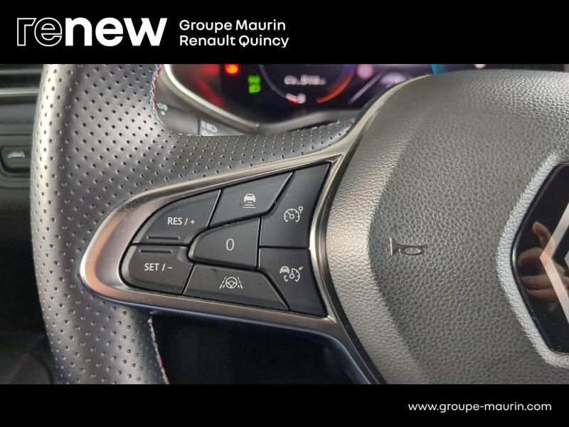 Photo 16 de l’annonce de RENAULT Clio d’occasion à vendre à QUINCY-SOUS-SÉNART