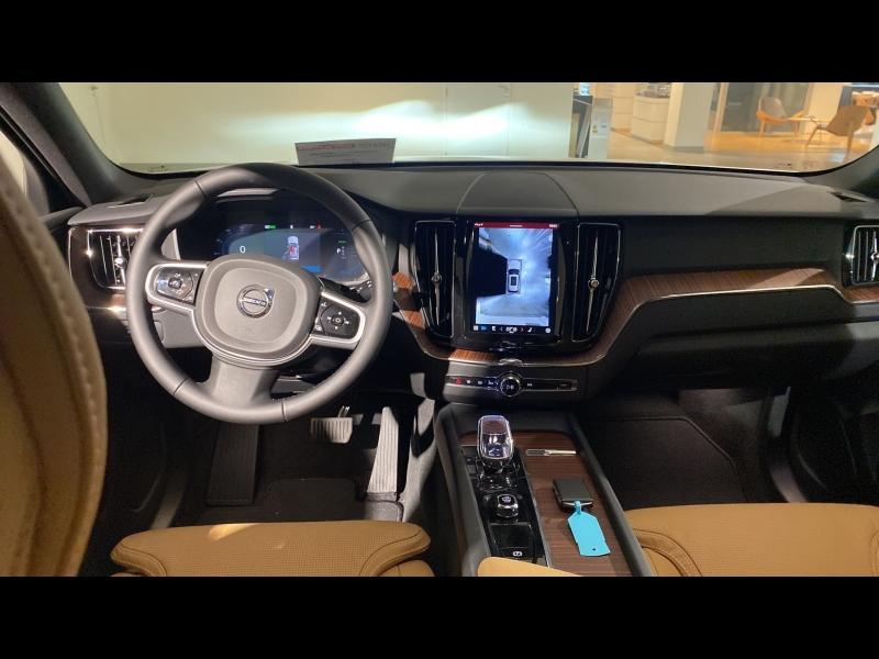 Photo 4 de l’annonce de VOLVO XC60 d’occasion à vendre à FRÉJUS