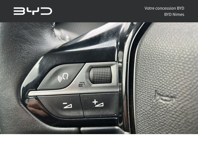 group.seo.links.detann.title Photo 9 de l’annonce de PEUGEOT 208 d’occasion à vendre à NIMES