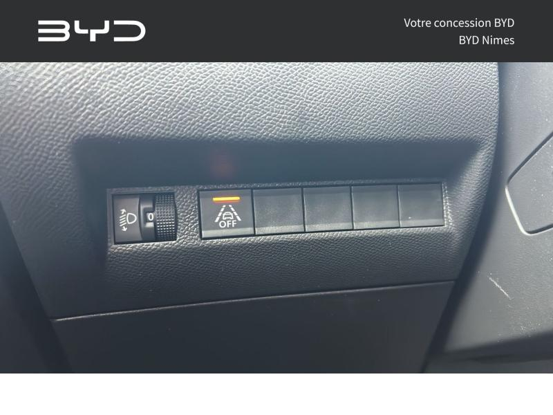 group.seo.links.detann.title Photo 17 de l’annonce de PEUGEOT 208 d’occasion à vendre à NIMES