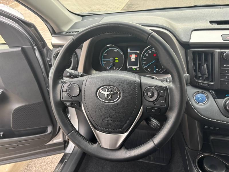 group.seo.links.detann.title Photo 15 de l’annonce de TOYOTA RAV4 d’occasion à vendre à LA GARDE