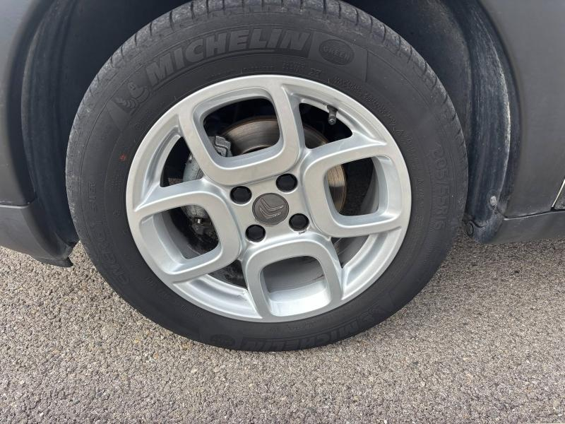 group.seo.links.detann.title Photo 10 de l’annonce de CITROEN C4 Cactus d’occasion à vendre à LA GARDE